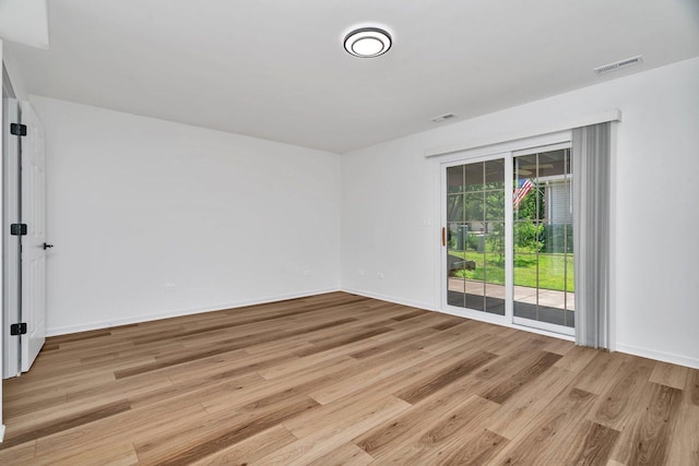 16636 Winding Creek Rd, Plainfield, IL 60586 - unfurnished room with light wood finished floors and baseboards