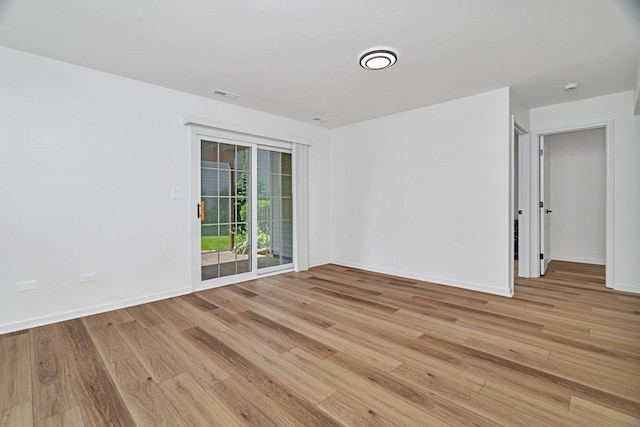 16636 Winding Creek Rd, Plainfield, IL 60586 - empty room with light wood-style flooring