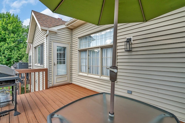 16636 Winding Creek Rd, Plainfield, IL 60586 - wooden terrace with area for grilling