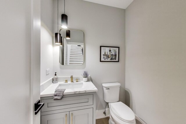 2611 W Carmen Ave, Chicago, IL 60625 - bathroom featuring toilet and vanity