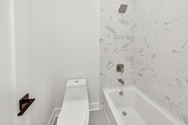 2607 W Carmen Ave, Chicago, IL 60625 - bathroom featuring toilet and bathtub / shower combination