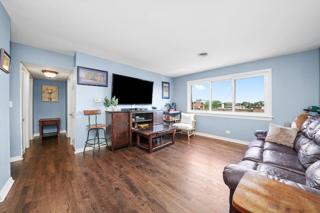 3848 25th Ave Unit 5, Schiller Park, IL 60176 - living area with wood finished floors and baseboards