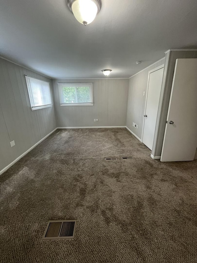 21142 Locust St, Matteson, IL 60443 - unfurnished room featuring carpet flooring and baseboards