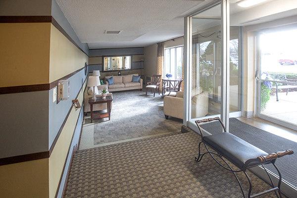 110 W Butterfield Rd Unit 405S, Elmhurst, IL 60126 - view of sunroom