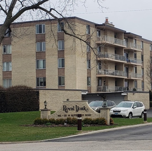 110 W Butterfield Rd Unit 405S, Elmhurst, IL 60126 - view of apartment building / complex