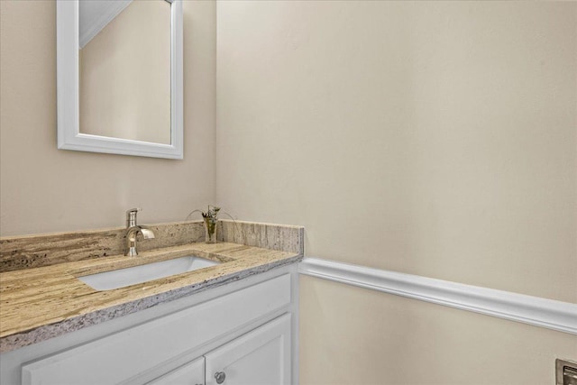 912 Morningside Dr, Lake Forest, IL 60045 - bathroom with vanity