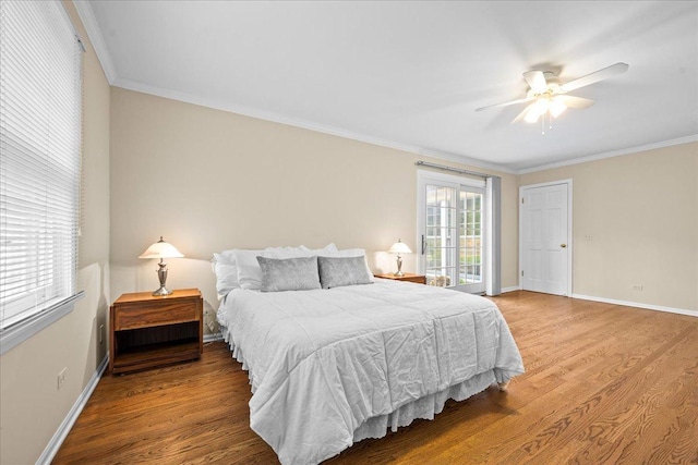 912 Morningside Dr, Lake Forest, IL 60045 - bedroom featuring light wood-style floors, ornamental molding, and a ceiling fan