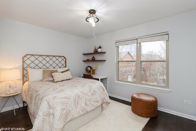 1487 N Clybourn Ave Unit B, Chicago, IL 60610 - bedroom with baseboards and wood finished floors