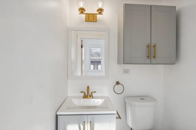 5048 W Superior St, Chicago, IL 60644 - half bath with toilet and vanity
