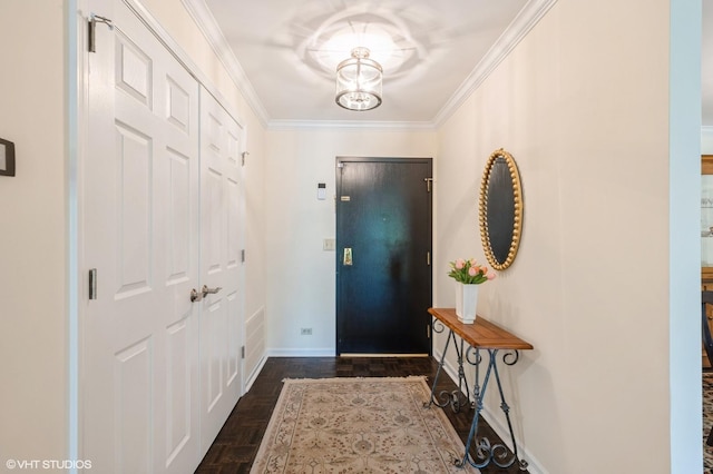 90 E Franklin Pl Unit 106, Lake Forest, IL 60045 - foyer featuring baseboards and crown molding