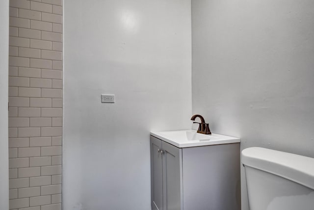 730 E 156th St, South Holland, IL 60473 - bathroom featuring toilet and vanity