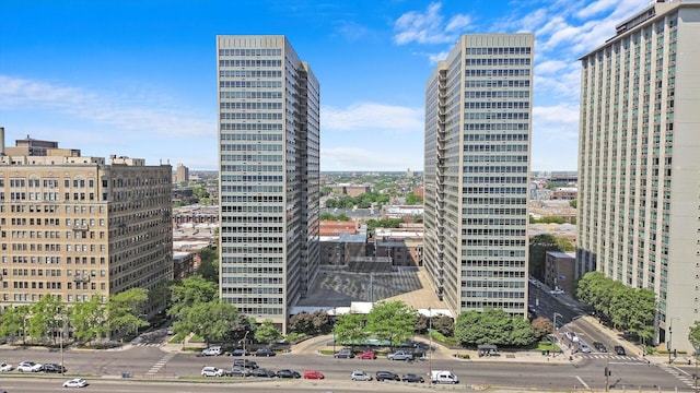 3550 N Lake Shore Dr Unit 1304, Chicago, IL 60657 - photo 1