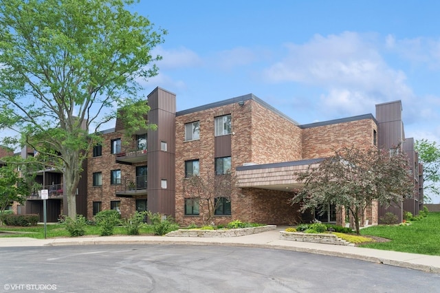 522 E Algonquin Rd Unit 309A, Schaumburg, IL 60173 - view of building exterior