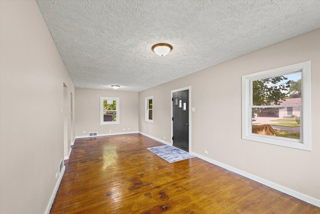 105 N Madison St, Sibley, IL 61773 - photo 5