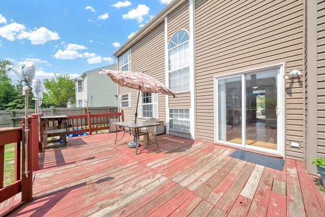 15 Harrison Ln, Streamwood, IL 60107 - deck featuring a fenced backyard and outdoor dining area