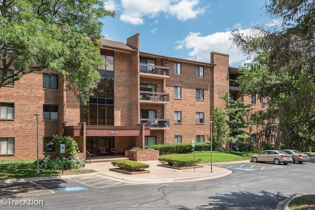 7515 Nantucket Dr Unit 202, Darien, IL 60561 - view of apartment building / complex with uncovered parking