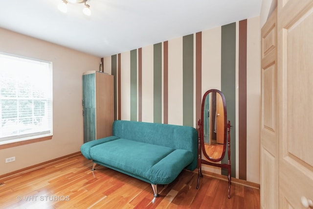 2578 Crestview Dr, Aurora, IL 60502 - sitting room featuring light wood-type flooring and baseboards