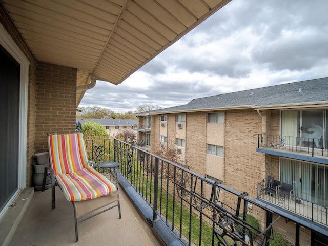 10109 S Cicero Ave Unit 302, Oak Lawn, IL 60453 - view of balcony