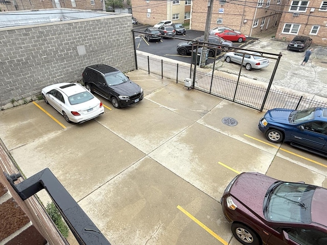 4968 N Milwaukee Ave Unit 2W, Chicago, IL 60630 - view of uncovered parking lot