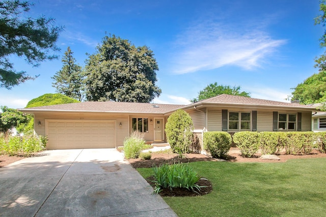 2114 Country Knoll Ln, Elgin, IL 60123 - single story home featuring a garage, driveway, and a front yard