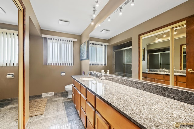 500 S Princeton Ave, Itasca, IL 60143 - full bathroom featuring a shower stall and vanity