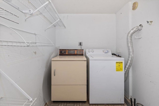 2086 Saint Johns Ave Unit 306, Highland Park, IL 60035 - photo 14