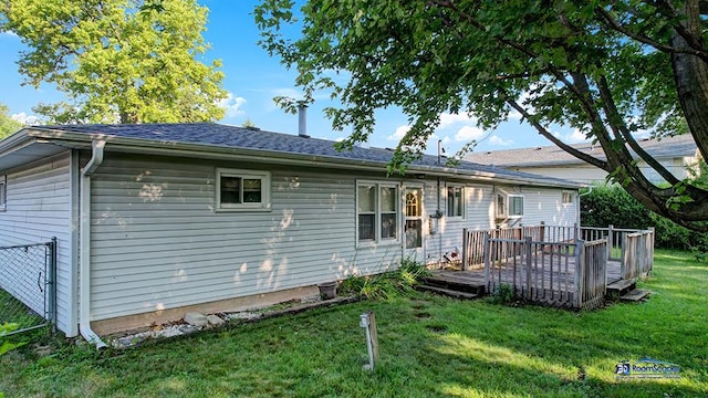 1609 N Lake Shore Dr, Round Lake Beach, IL 60073 - photo 29