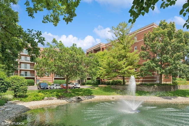 5225 N Riversedge Ter Unit 511, Chicago, IL 60630 - view of community with a water view