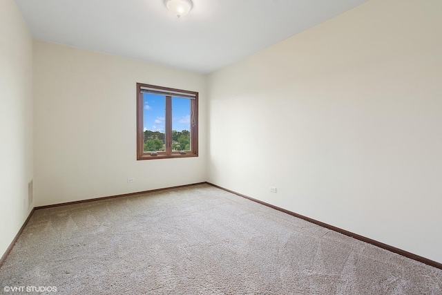 5225 N Riversedge Ter Unit 511, Chicago, IL 60630 - carpeted empty room featuring baseboards