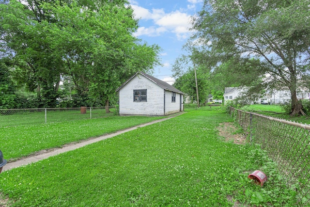 520 Sherman St, Danville, IL 61832 - view of fenced backyard