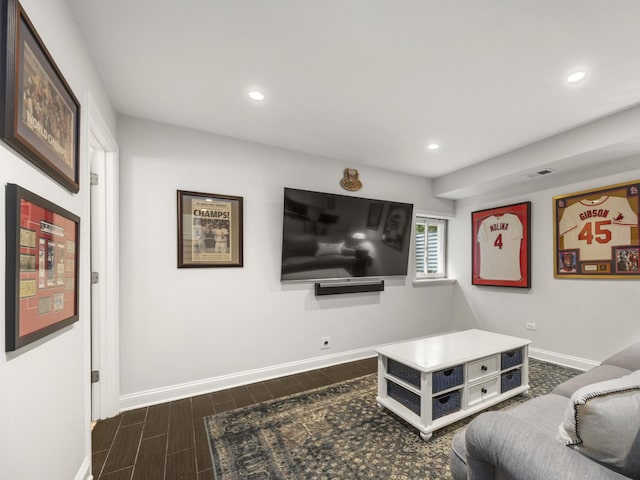 239 7th Ave, La Grange, IL 60525 - living area featuring dark wood finished floors and recessed lighting