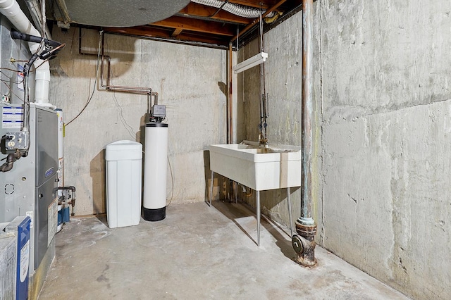 712 Ridge Rd, Lemont, IL 60439 - unfinished basement featuring a water softener