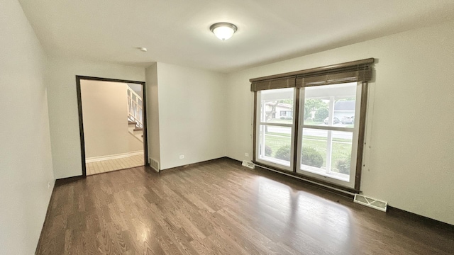 2931 Sunset Ave, Flossmoor, IL 60422 - unfurnished room featuring dark wood-style floors