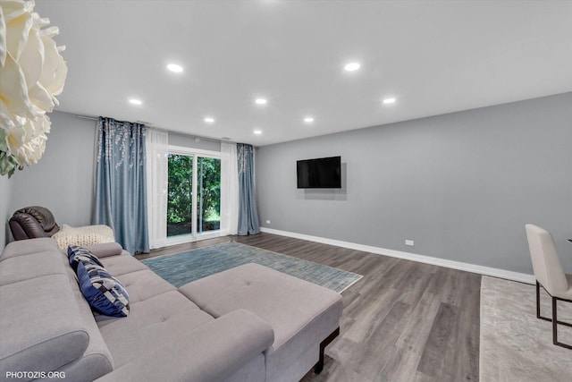 2600 Brookwood Way Dr Unit 111A, Rolling Meadows, IL 60008 - living area with recessed lighting and wood finished floors