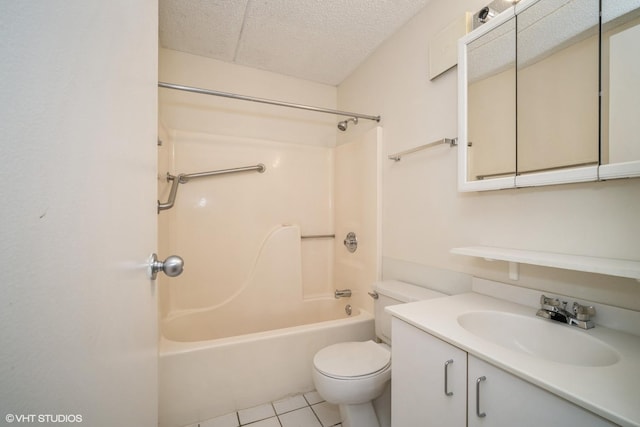 2020 St Johns Ave Unit 309, Highland Park, IL 60035 - bathroom with shower / washtub combination, vanity, and tile patterned floors