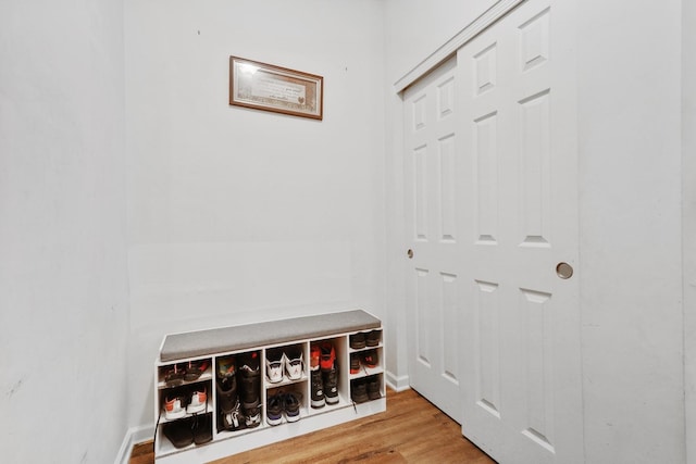 72 Kenneth Ave, Matteson, IL 60443 - mudroom with wood finished floors and baseboards