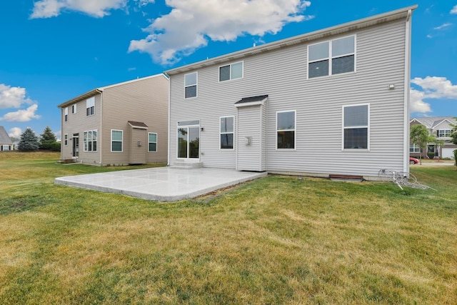 72 Kenneth Ave, Matteson, IL 60443 - back of property featuring a lawn and a patio