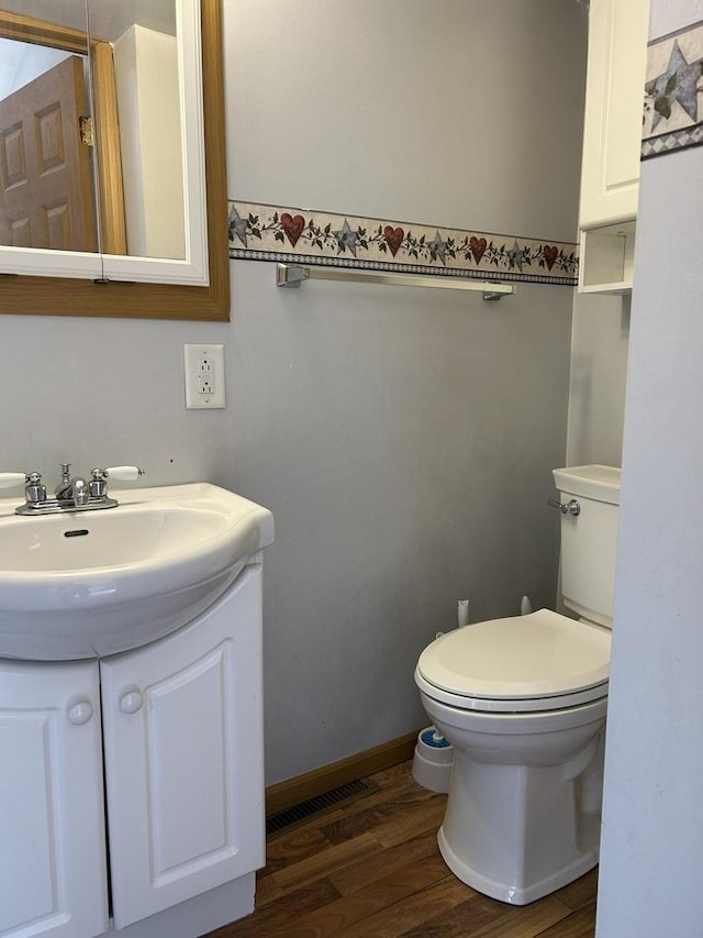 704 Chicago St, Mendota, IL 61342 - photo 12