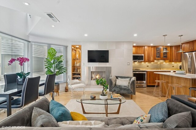 5747 N Sheridan Rd Unit L, Chicago, IL 60660 - photo 9