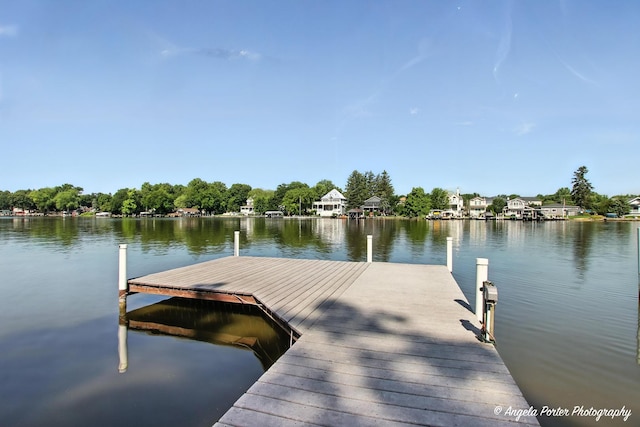1803 N Woodlawn Park Ave, Mchenry, IL 60051 - dock featuring a water view