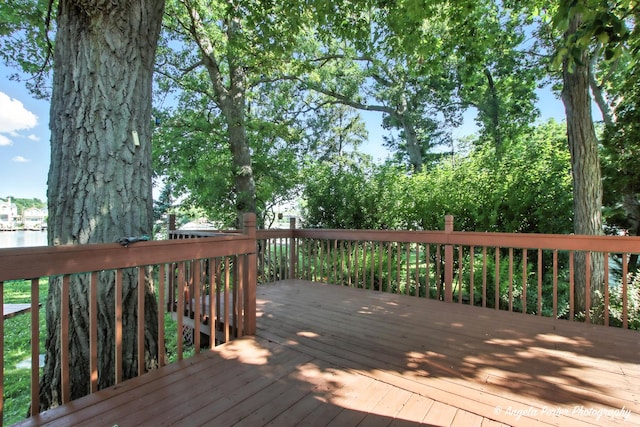 1803 N Woodlawn Park Ave, Mchenry, IL 60051 - view of wooden deck