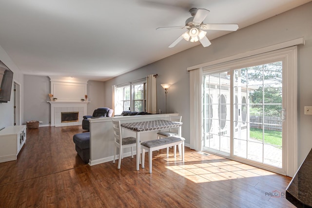 824 Tylerton Cir, Grayslake, IL 60030 - photo 12