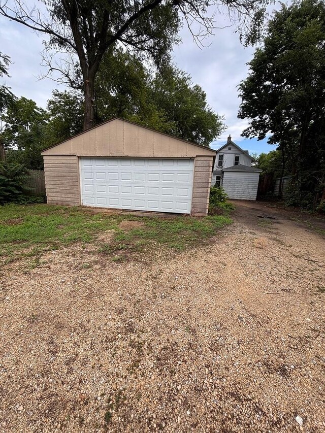 1913 18th Ave, Rockford, IL 61104 - photo 20