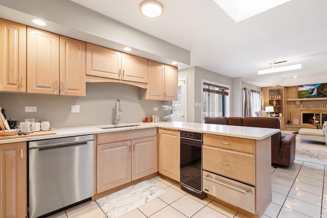 5932 W 75th Pl, Burbank, IL 60459 - kitchen featuring dishwasher, light brown cabinetry, a warming drawer, a peninsula, and recessed lighting