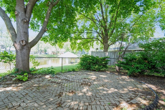 65 Old Post Rd, Montgomery, IL 60538 - view of patio