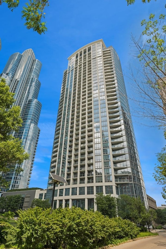 1235 S Prairie Ave Unit 3607, Chicago, IL 60605 - photo 1