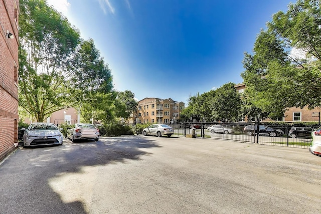 4653 N Lawndale Ave Unit 2S, Chicago, IL 60625 - view of asphalt road
