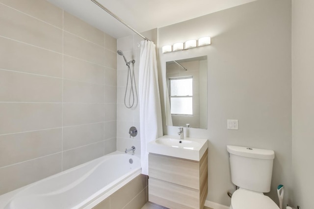 4653 N Lawndale Ave Unit 2S, Chicago, IL 60625 - bathroom featuring tiled shower / bath and vanity