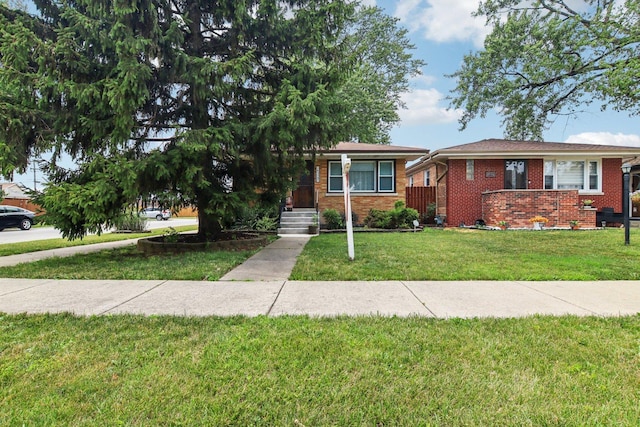 8558 Parkside Ave, Burbank, IL 60459 - photo 1