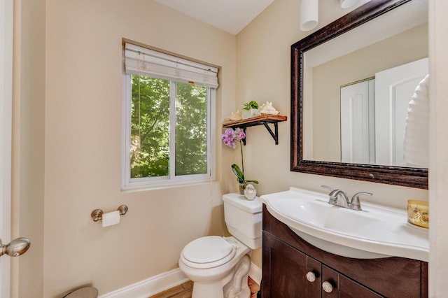 6120 W 98th St, Oak Lawn, IL 60453 - bathroom featuring vanity and toilet